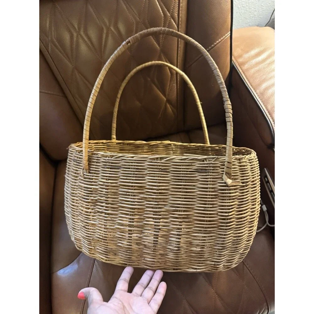 Vintage Large Wicker Basket with Handles Rustic Farmhouse Storage Laundry